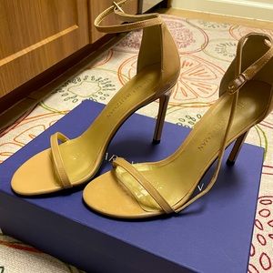 Like New! Stuart Weitzman Nudistsong Heels in color “Adobe”, size 8.5